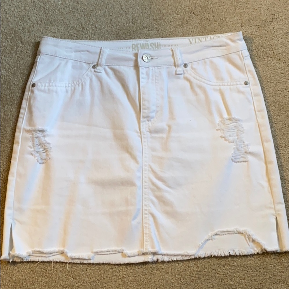 White mini skirt